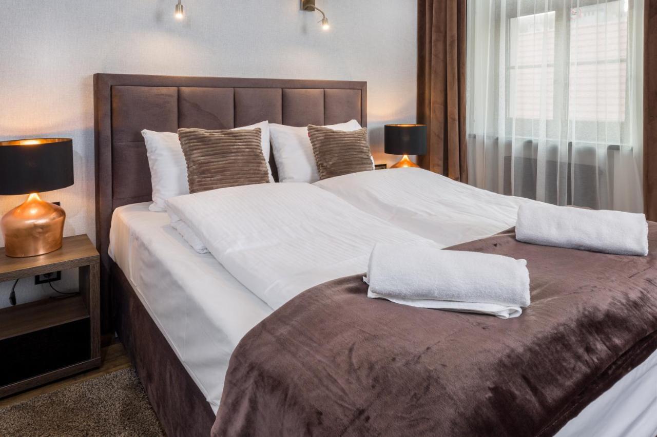 New Lux Aparthotel 4*