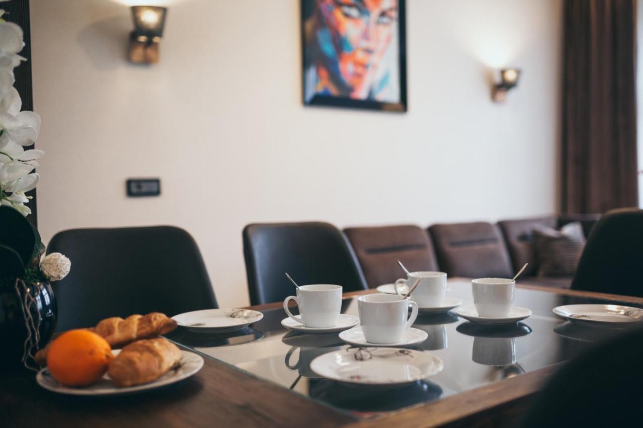 Aparthotel New Lux Breslavia
